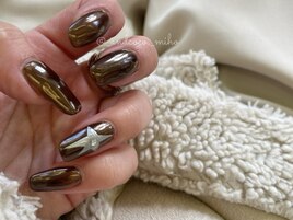 brown × オーロラ