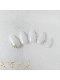 シンプル雪ネイル