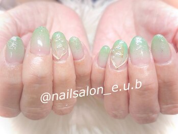 イーユービー(E.U.B)/スズランネイル【ひばりヶ丘】