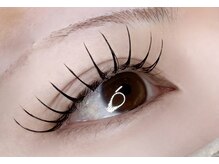 最新のLEDマツエクを導入しています！