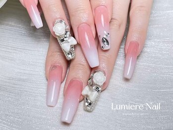 ルミエール ネイル モンナカ(Lumiere Nail Monnaka)/オンブレフレンチ/冬ネイル