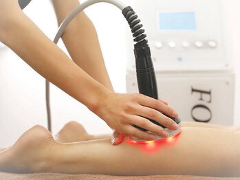 ルボヌールアンドセイフティ(Le Bonheur)の写真/【キャビテーションorモノポーラ×マルチポーラ×EMＳ×バキューム×ＬEＤ】王道マシンで痩せる身体へ