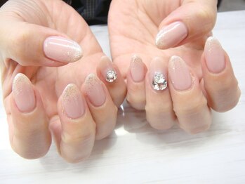 シンプルVカットネイル￥8050