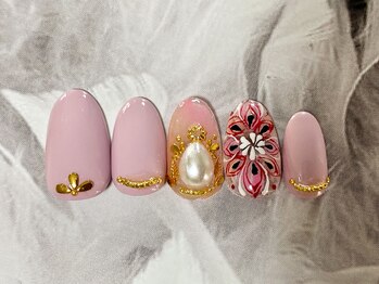 ジョリーネイル(Jolie Nail)/