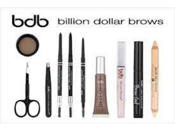 ブラン JR六甲道店(Eyelash Salon Blanc)/海外セレブご用達「bdbコスメ」