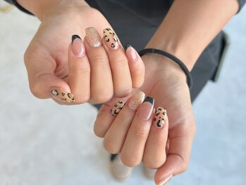 アメリ(AMERI)/秋ネイル 担当Rino