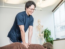 姿勢が崩れると体にこんな影響が！歪みが引き起こす健康不調