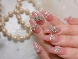 ビジューネイル