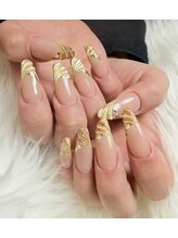 ネイルゼロワン 神戸(NAIL01)/海外風バターイエローフレンチ