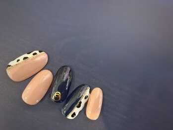 アイラッシュアンドネイル専門店 クラル(CURAR)/ブロッキングネイル¥7980