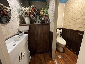 ヒトノワ(hitonowa)/【お手洗いの雰囲気】