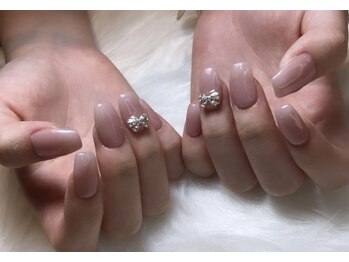 ジェイノヴァール(Jnovart)/