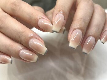 リット バイ セブンルックス 大宮東口店(Lit by 7LOOKS)の写真/【90分アートコース¥8000~(オフ込)】オフィス向けやネイルデビューの方にもおすすめの上品ネイル☆