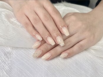 HANA NAILの写真/シンプルだからこそ際立つ美フォルム★上品で大人可愛い指先へ導く、種類豊富なこだわり定額デザイン♪