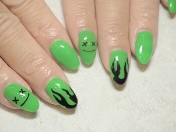 B's amor 大府店 Nail design