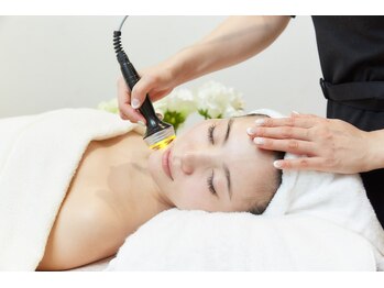 アイワン トータルビューティ(Aione totalbeauty)/【美肌効果◎】痩身エステ