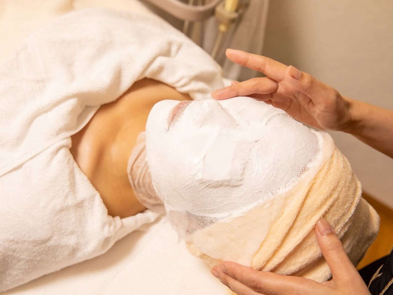 【美白・黒ずみ毛穴】美白の先の透明感◇徹底美白コース　90分\11000→\4400