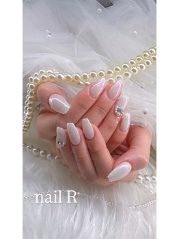 ネイルアール(nail R)/雪のようなちゅるんネイル♪