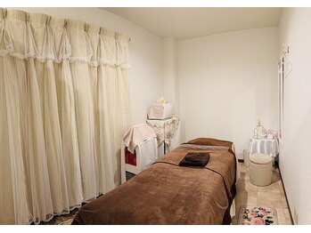 サロン リーナ 北千住店(Salon Lena)/癒しフェイシャル空間
