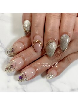 アンド アール(and.R)/ちぐはぐネイル