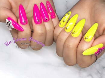 アン ジョーヌドラゴ/【ロングネイル】ネオンネイル