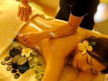 リラクェール(RELAQEEL)/〈背面全体が整う気持ち良さ〉