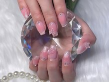 レヴィア(Revia)/チークネイル