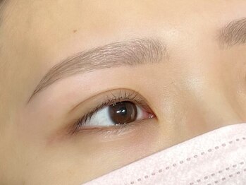 エフイム 千葉店の写真/あなたの魅力を引き出すアイブロウサロンがここに！トレンド～定番眉までプロにお任せ！ 理想の美眉へ★