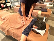 もみほぐしスペース ダイコク 枚方ビオルネ店の雰囲気（全身のコリをまんべんなく指圧によりほぐします。）