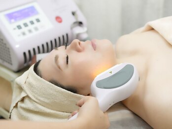 ボーテエクラン 本店(beaut ecrin)/施術☆生コラーゲン入りお顔脱毛