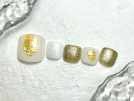 26.40種から選べるフットネイル