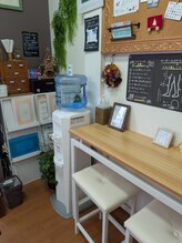 ドクターネイル爪革命 江戸川橋店/フリードリンクコーナーあります