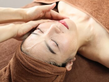 サロンドユミ(Salonde由美)/気になるフェイスラインへも◎