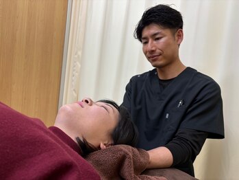ナオル整体 春日部院(NAORU整体)の写真/【凄腕スタッフ担当】AI診断や高い技術で全身の不調を改善!!固まった首肩こりを改善して頭までスッキリ★