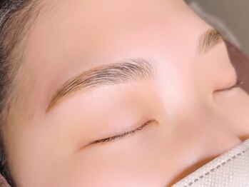 ムート(Mut.)/眉毛パーマ／担当IGARASHI