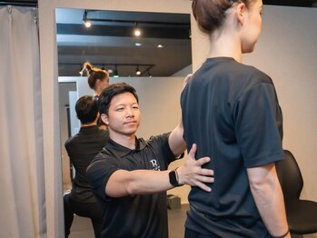 レンジオブモーション(Range of motion)/姿勢診断風景