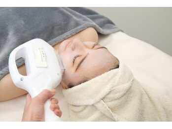 トータルクリア(TOTAL CLEAR)/女性のお顔脱毛