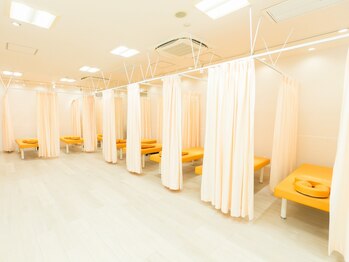 ハピフル鍼灸整骨院 尼崎院/【店内】