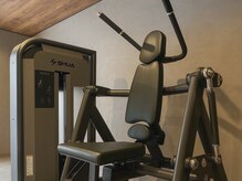 アンプシーフィット(UMPSY FIT)/住吉店：腹筋マシン