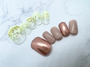 タネモト(Tanemoto)/4.5月フットネイル¥5500