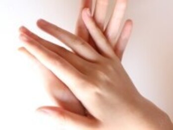 マニペディ ザ サロン 虎ノ門ヒルズステーションタワー店/ハンドファイルケア￥3850