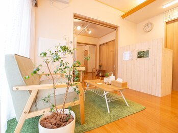 トトノウ(TOTONOU)/自然をイメージした安らぐ受付