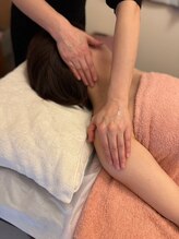 リビーナス(Re.venus)/デコルテ周りの施術