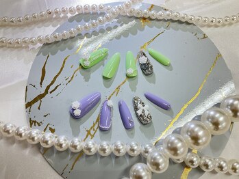 クイーンズネイル(Queeens nail)/大人気バラパーツ込みネイル