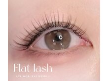 【フラットラッシュ】軽さ×高持続で叶える、負担の少ない美しい目元