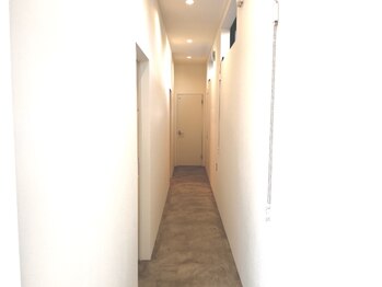 ルリアン 整体院(ルリアン)/通路