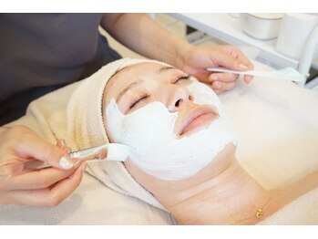 エイティ(Atey)/【伊勢崎】フェイシャル施術