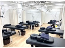 糟屋新宮中央駅前鍼灸接骨院の雰囲気(清潔感のある院内【肩こり/腰痛/姿勢改善】)