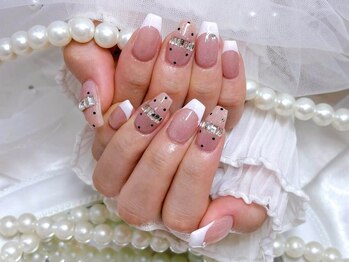春のドット×フレンチネイル♪ 