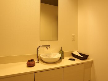 ウル シャンティ(ULU SHANTI)/メイクスペースもご用意☆